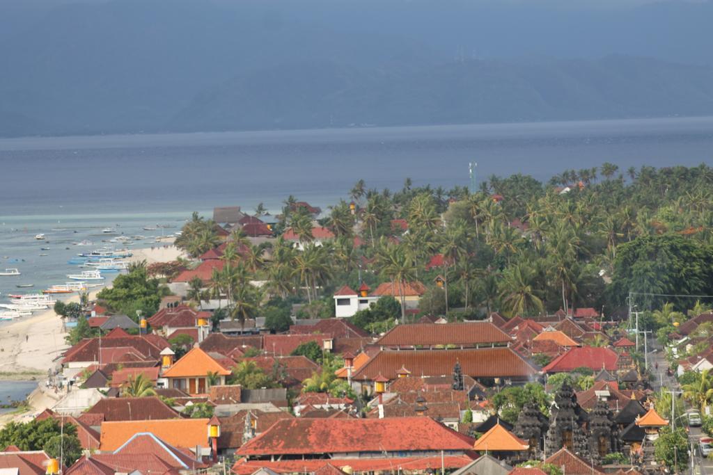 Nyoman Guesthouse&Grill Lembongan Extérieur photo